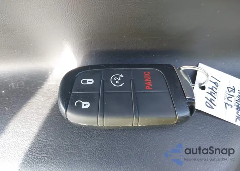 2024 Jeep Compass Trailhawk 4X4 z USA, uszkodzony, nr VIN 3C4NJDDN9RT129757